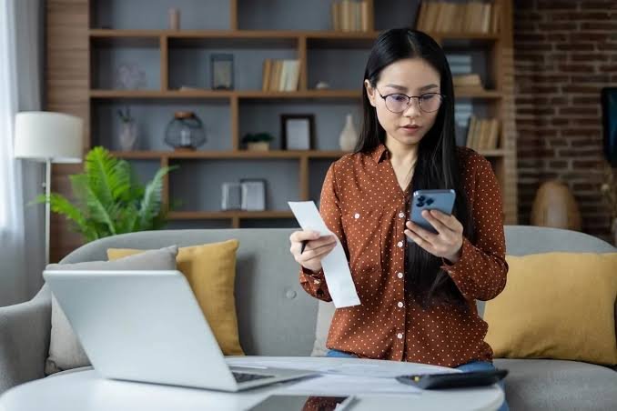 How to Save Money on a Low Income: A Realistic Guide