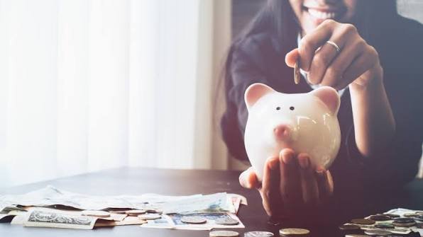 20 Practical Ways to Save Money Every Month in 2026